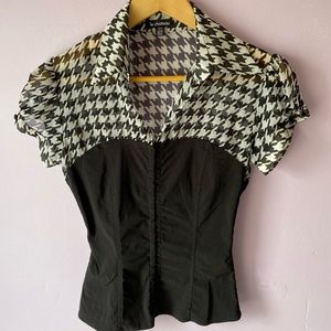 Le Chateau XS Houndstooth pattern blouse